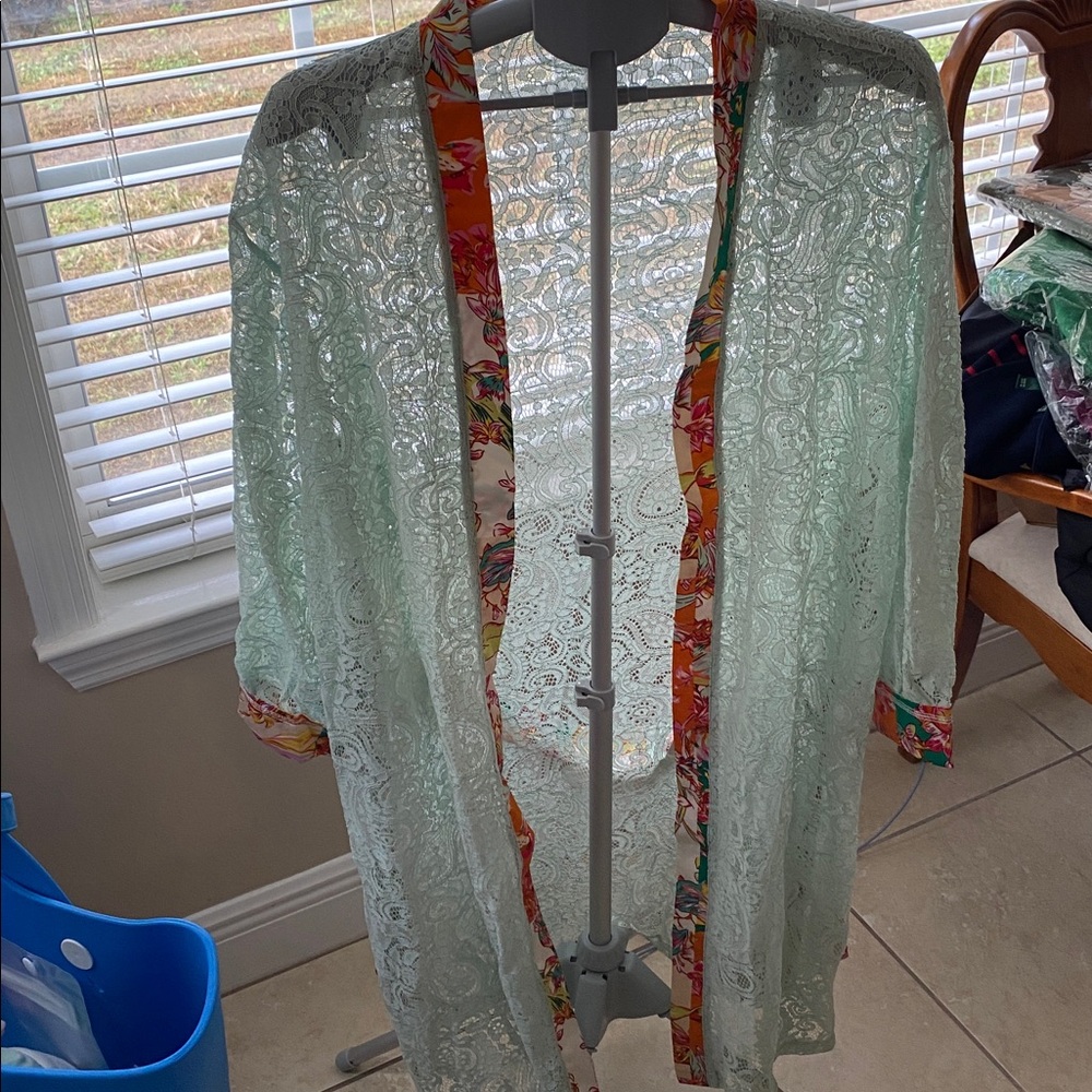 POL Bohemian Lace Duster with Floral Sash NEW - Picture 3 of 5
